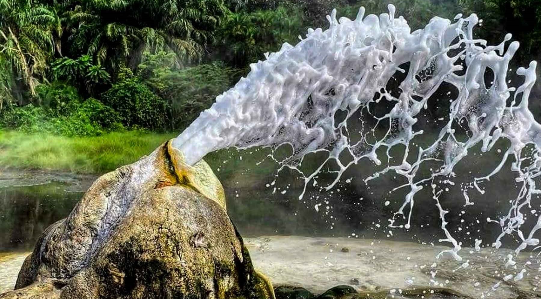 Sempaya Hot Springs Semuliki